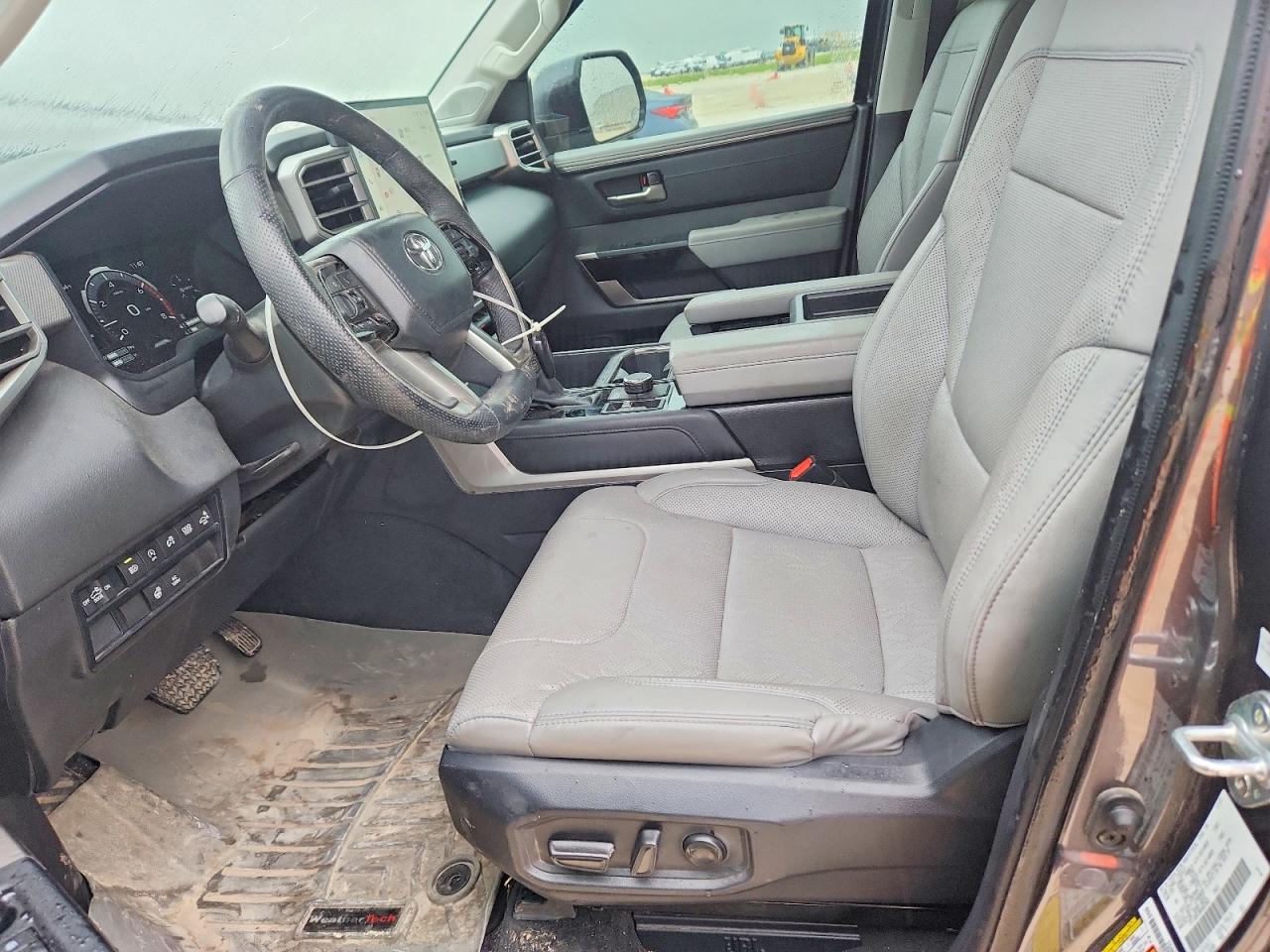 Toyota Tundra Crewmax Limited