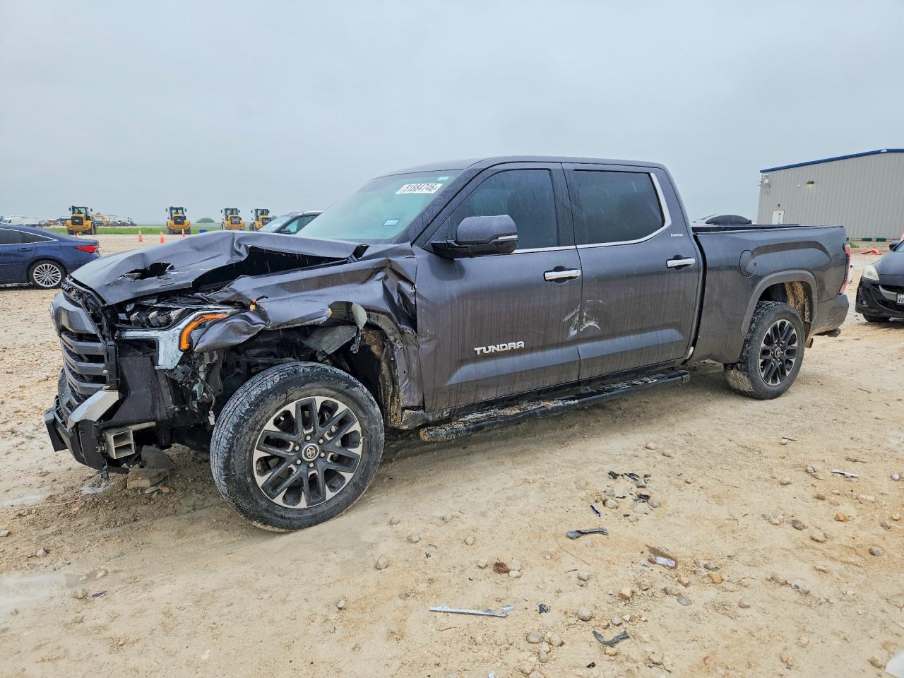 Salvage Toyota Tundra Image