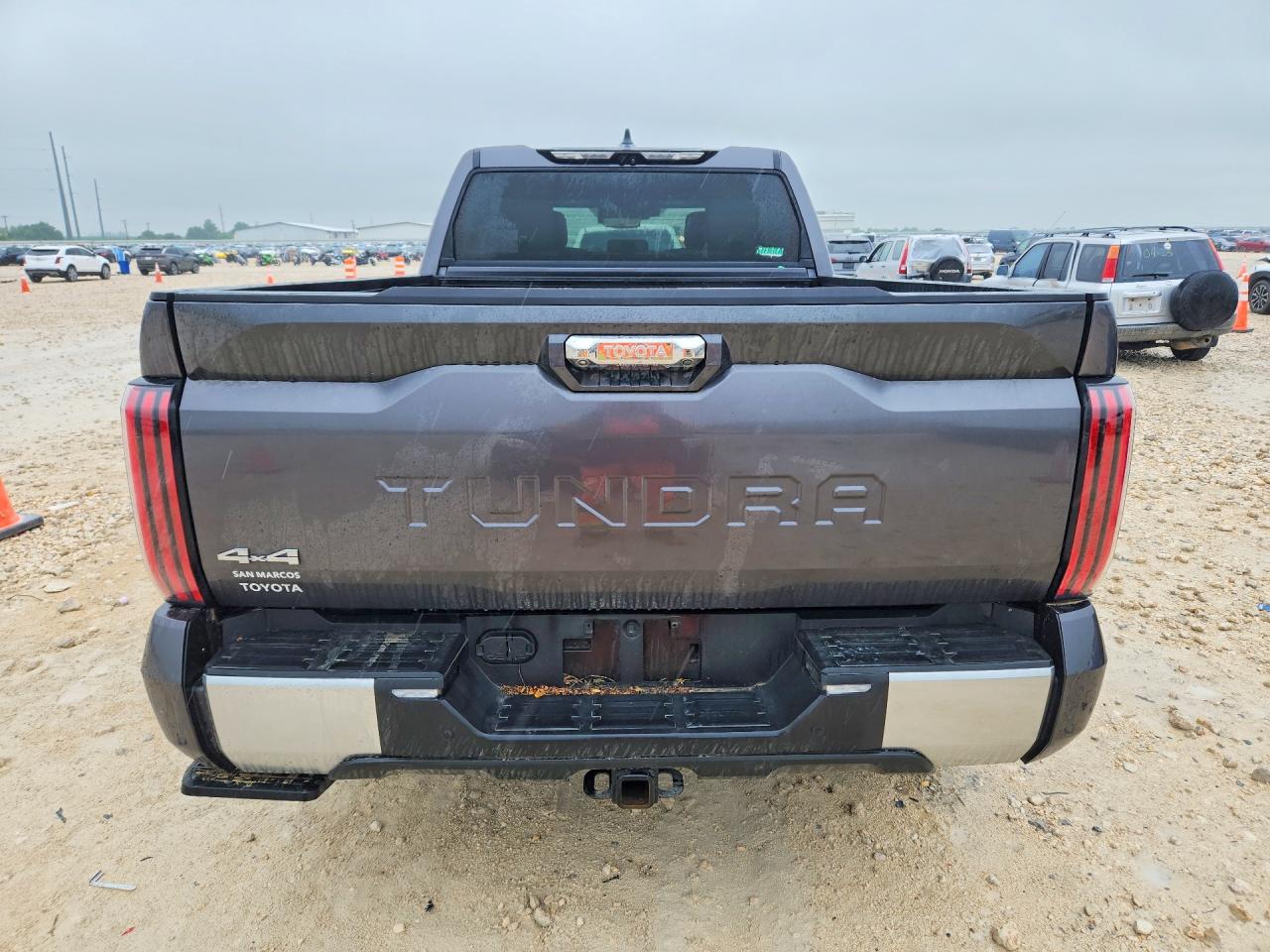 Toyota Tundra Crewmax Limited