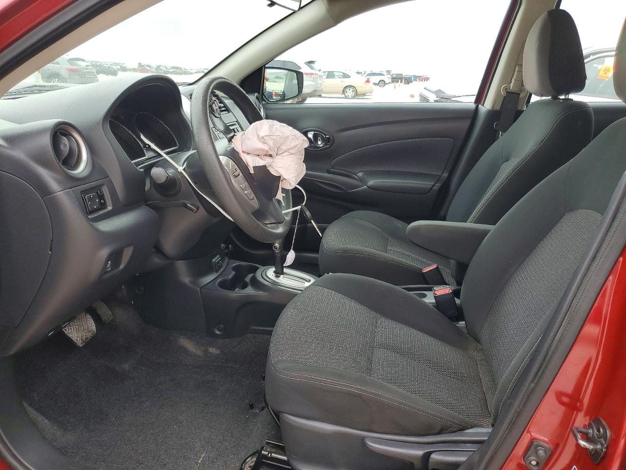 Nissan Versa 1.6 Sv