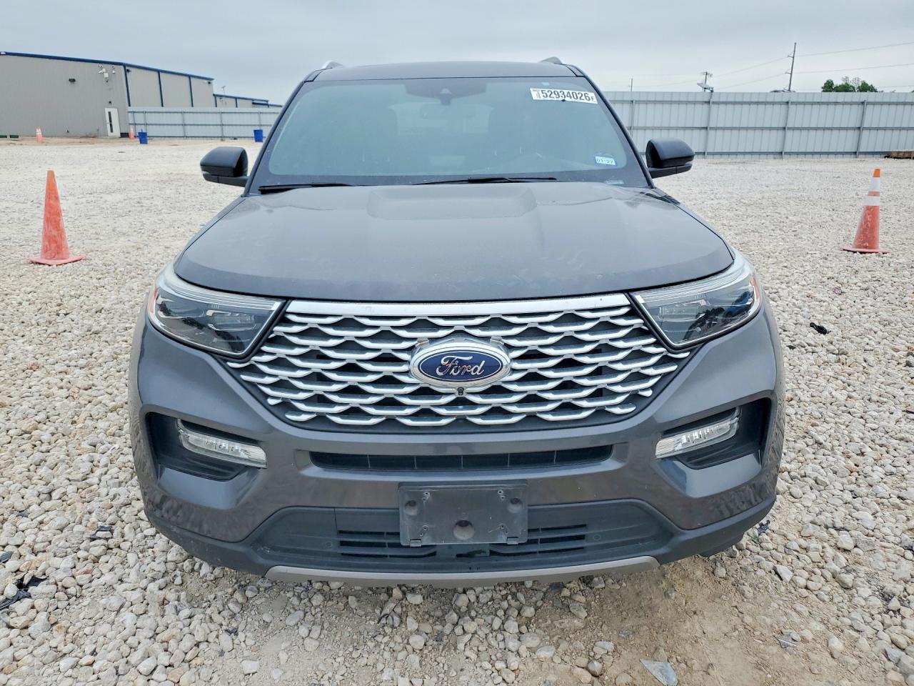 Ford Explorer Platinum