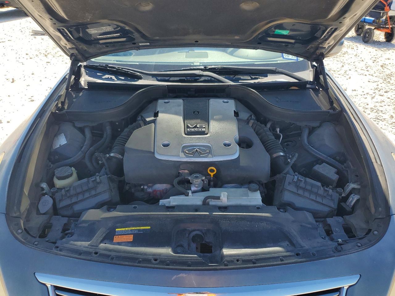 INFINITI G37 Base