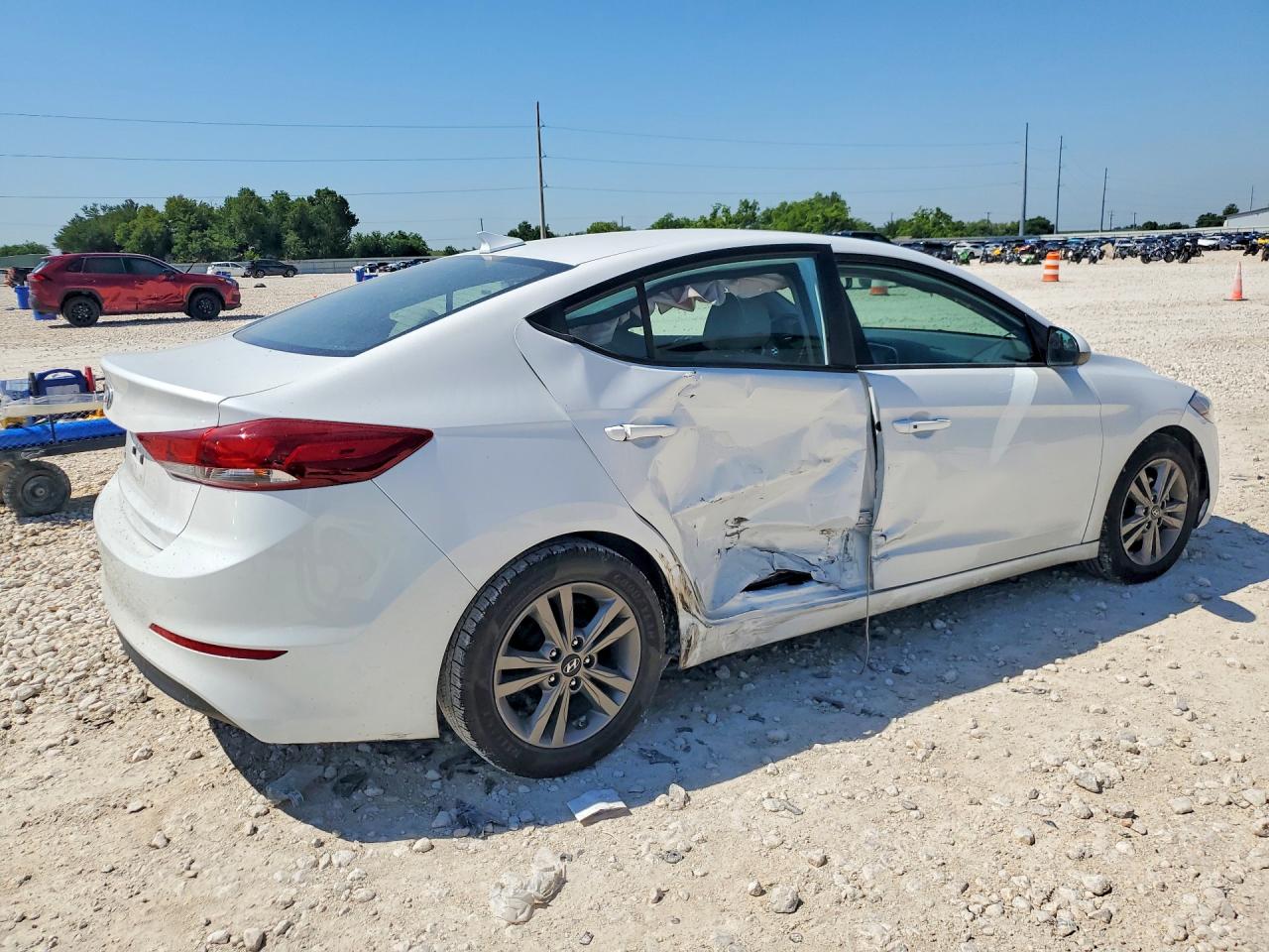 Hyundai ELANTRA Value Edition