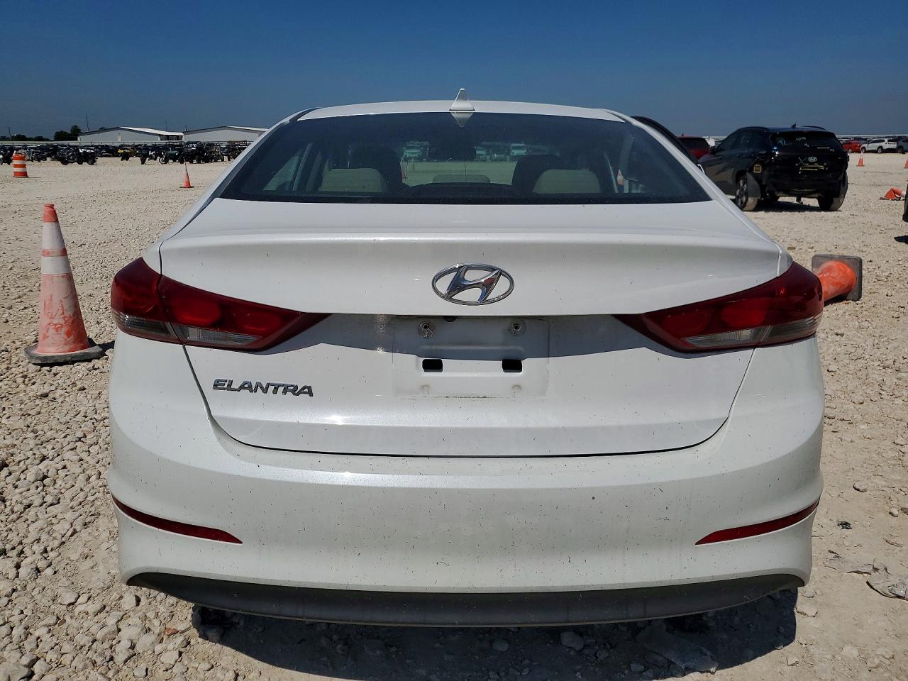 Hyundai ELANTRA Value Edition