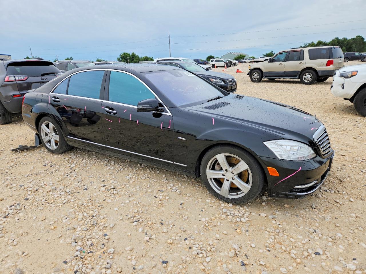 Mercedes-Benz S-Class 550 4matic