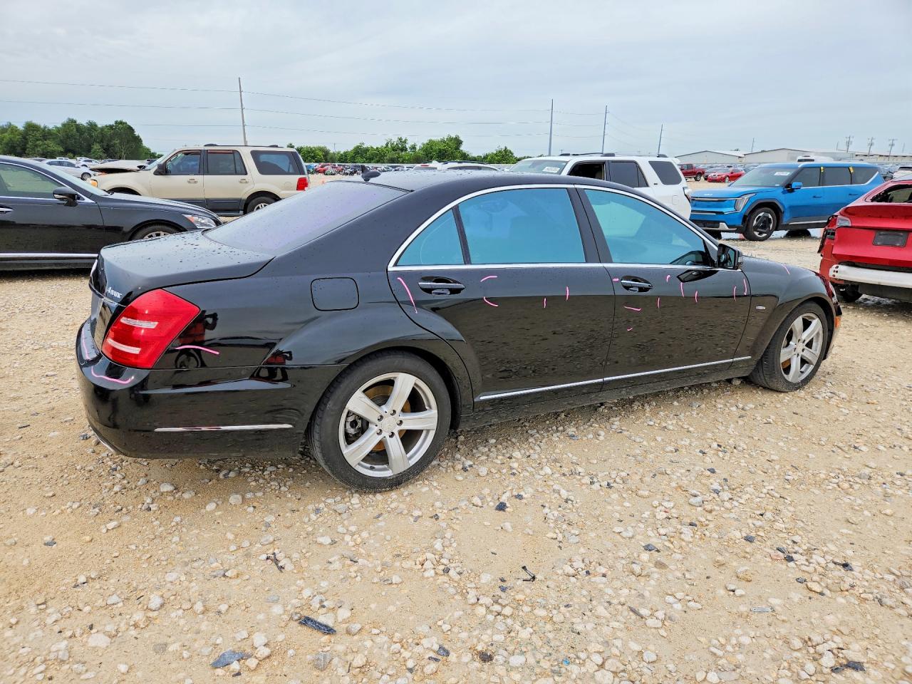 Mercedes-Benz S-Class 550 4matic