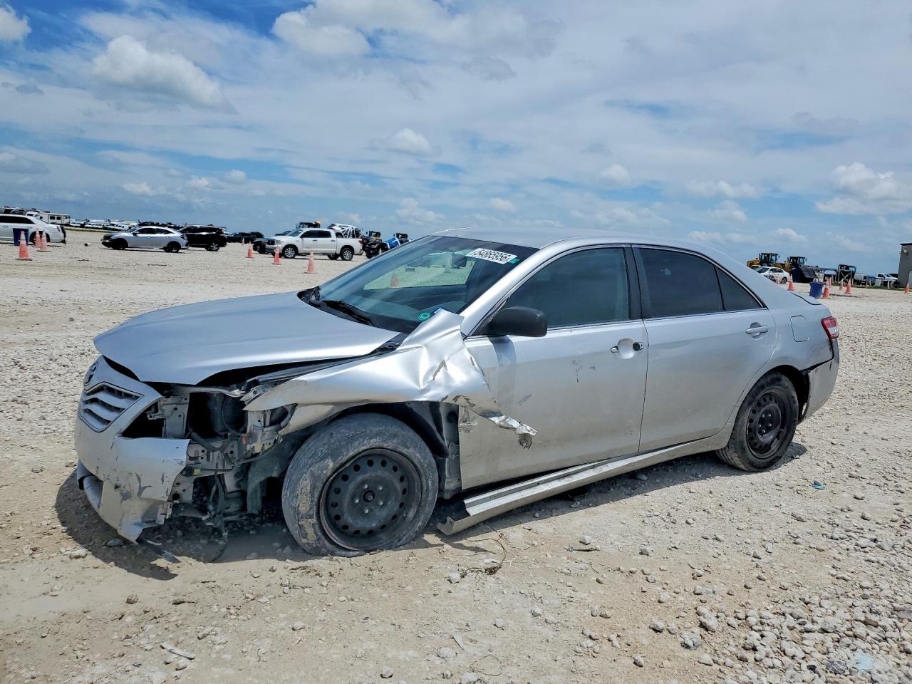 Salvage Toyota Camry Image