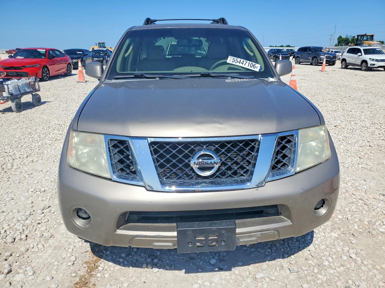 Nissan Pathfinder S