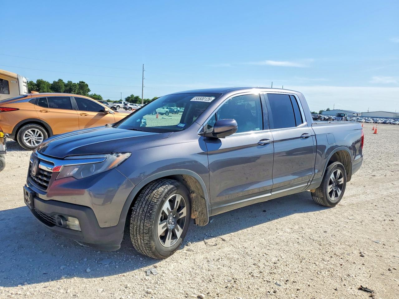 Salvage Honda Ridgeline Image