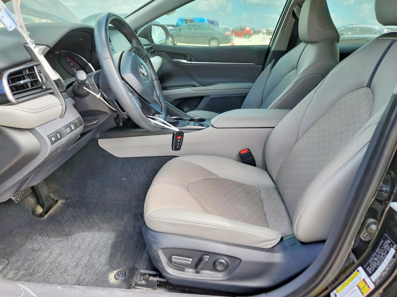 Toyota Camry Xse