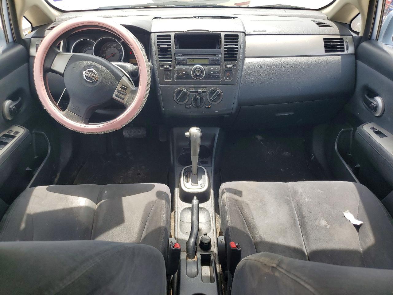 Nissan Versa 1.8 S