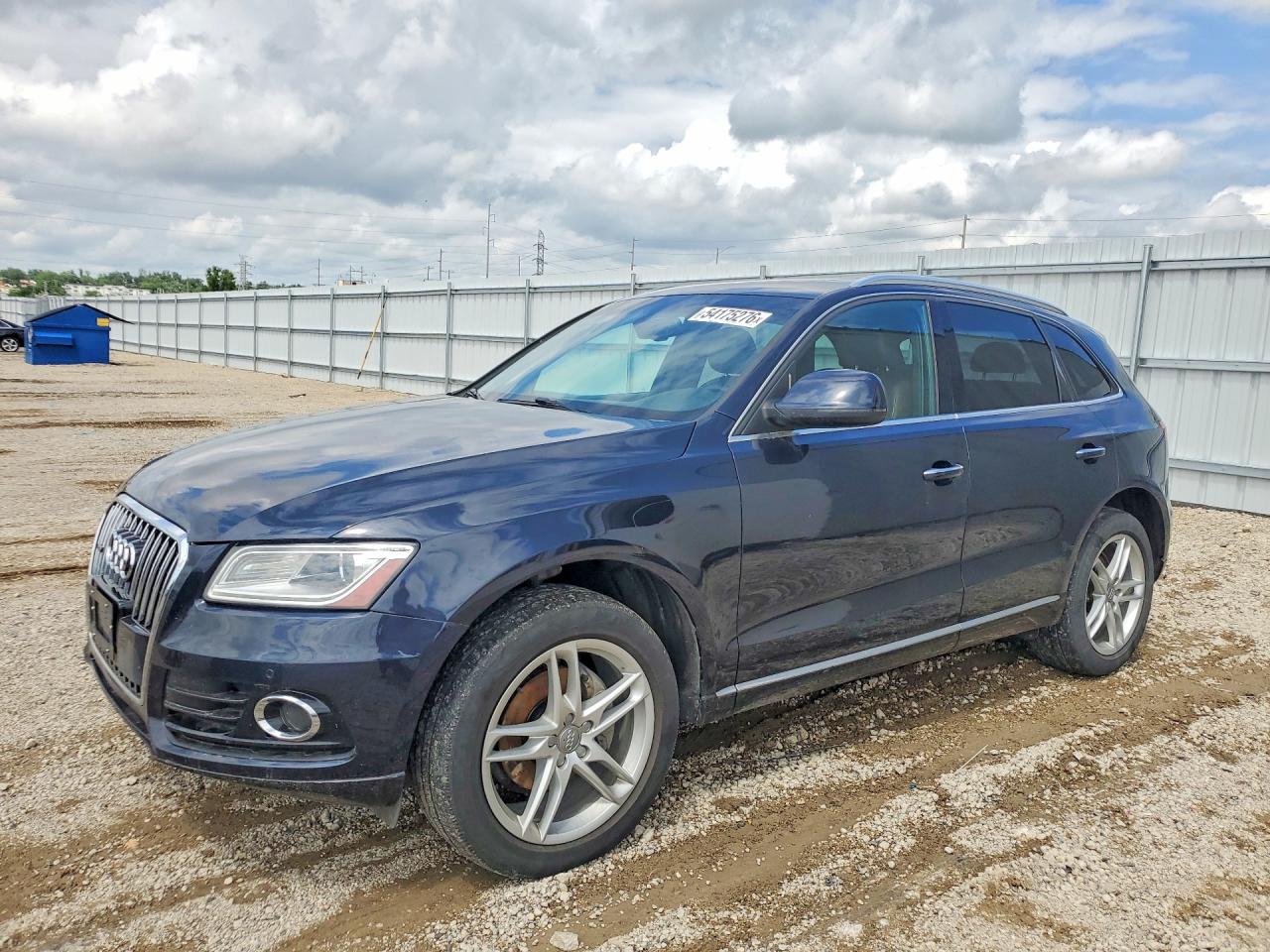Salvage Audi Q5 Image