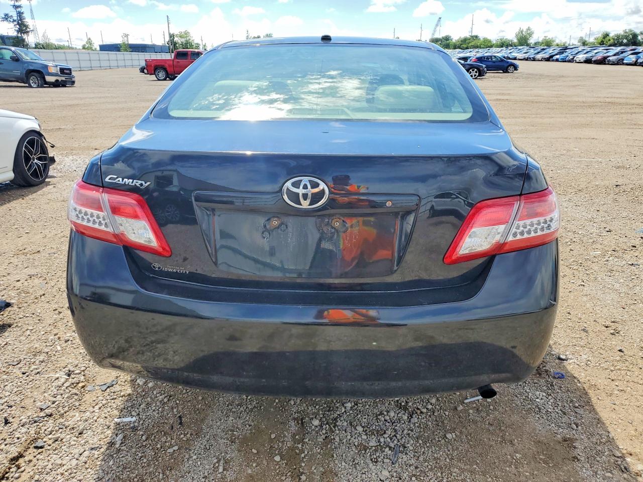 Toyota Camry Base