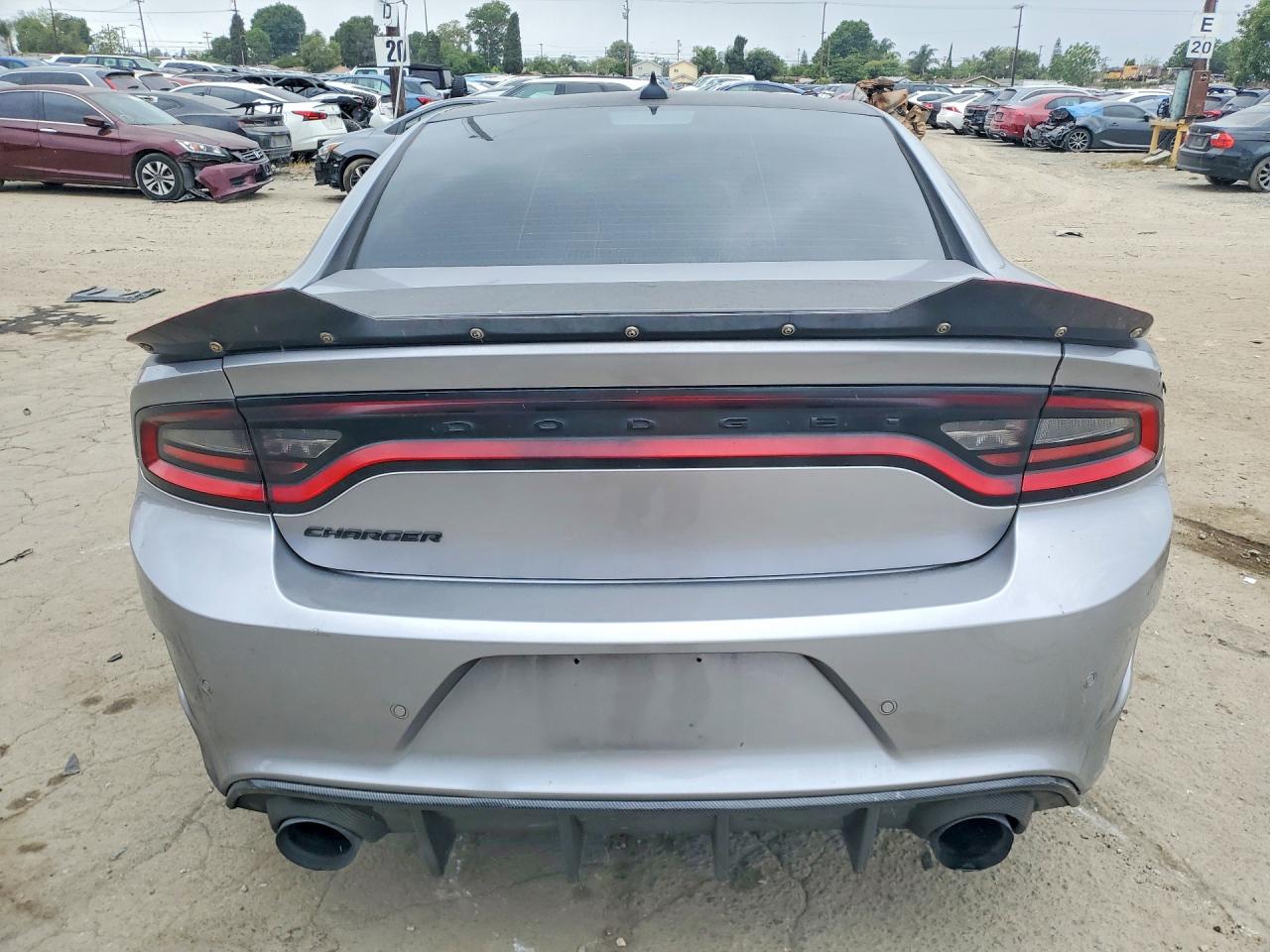 Dodge Charger R