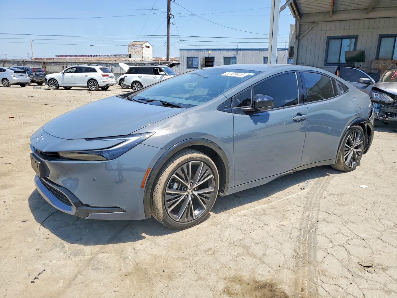 Salvage Toyota Prius Image