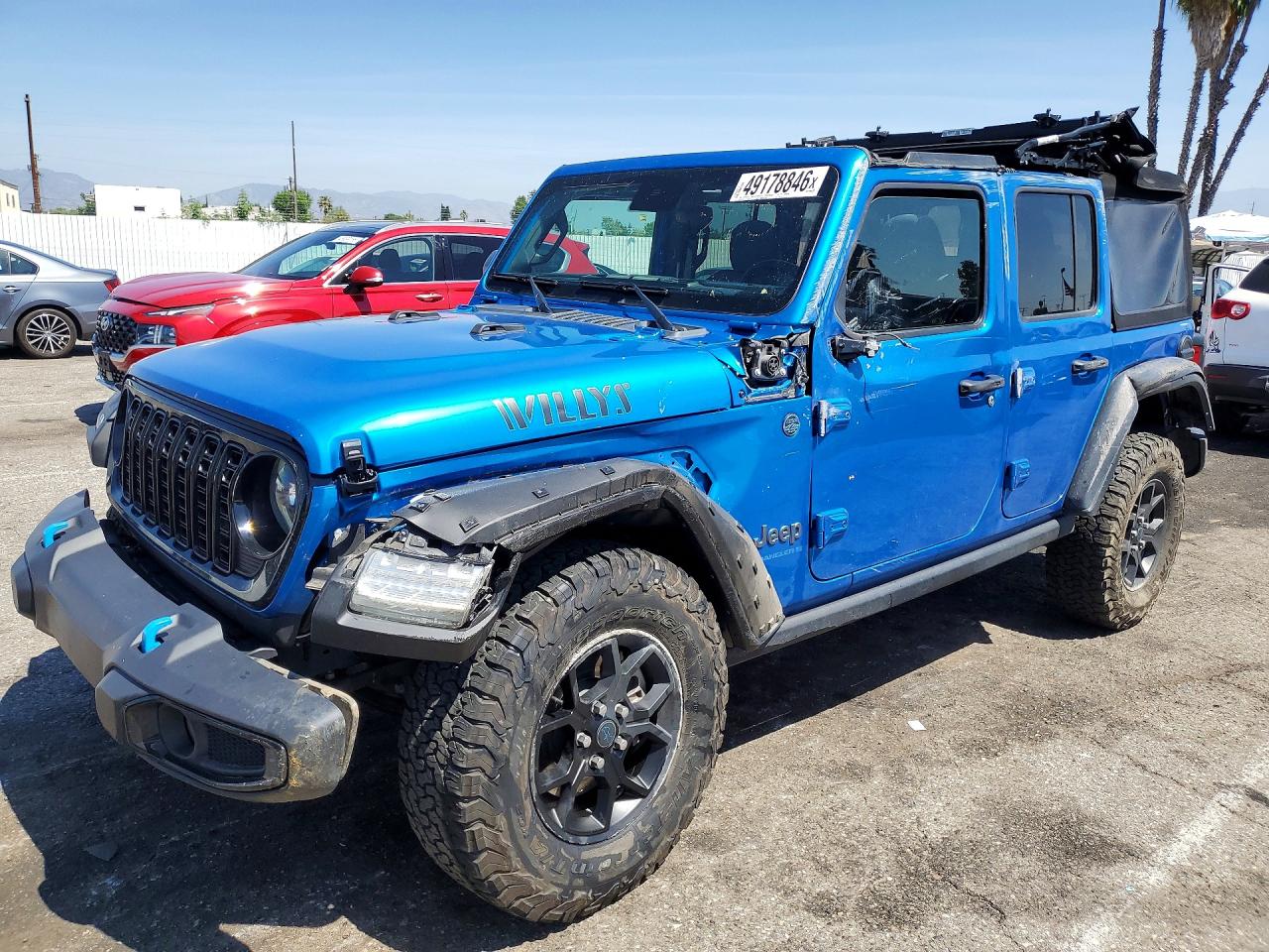 Salvage Jeep Wrangler Image