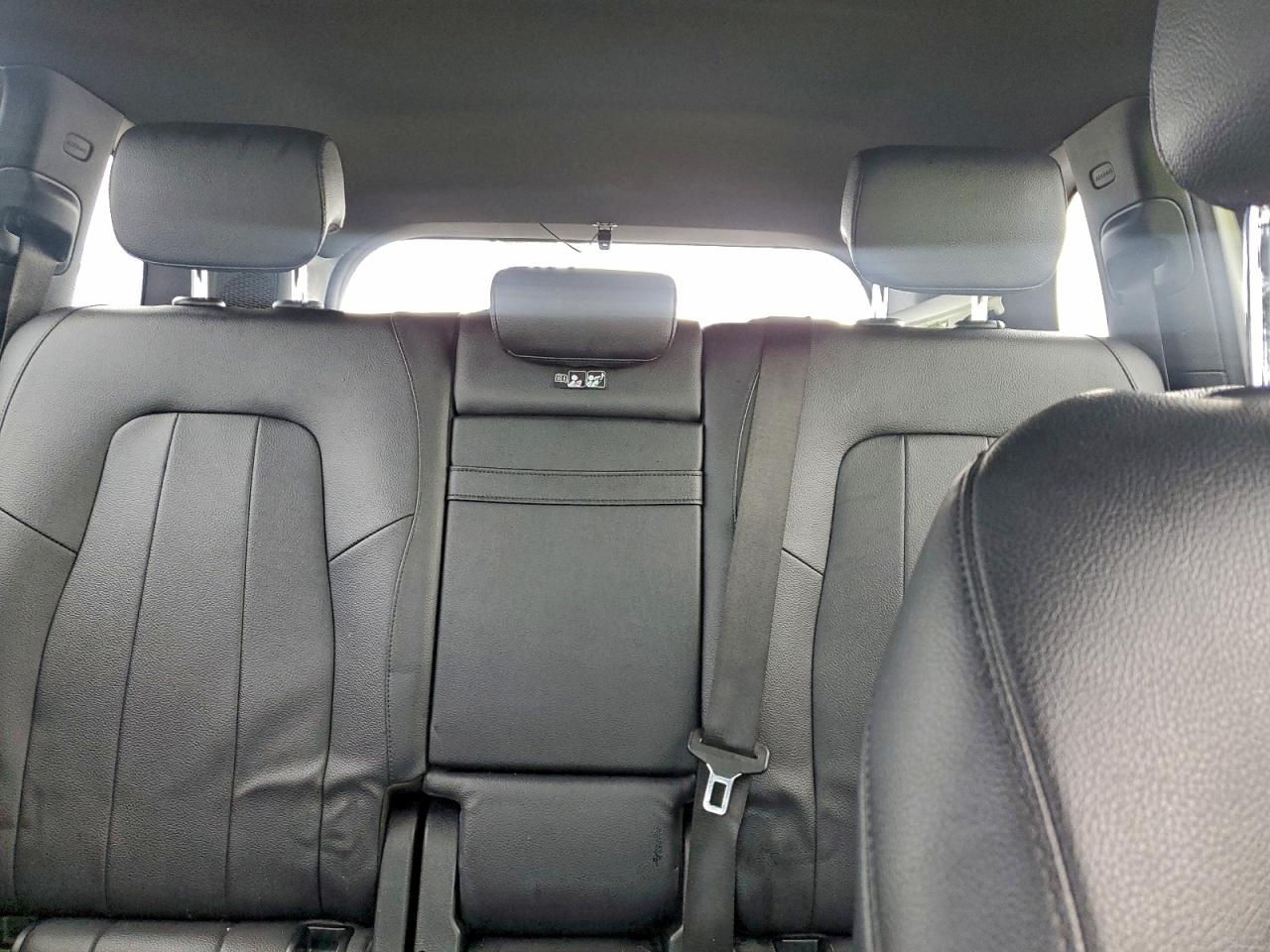 Mercedes-Benz GLB 250