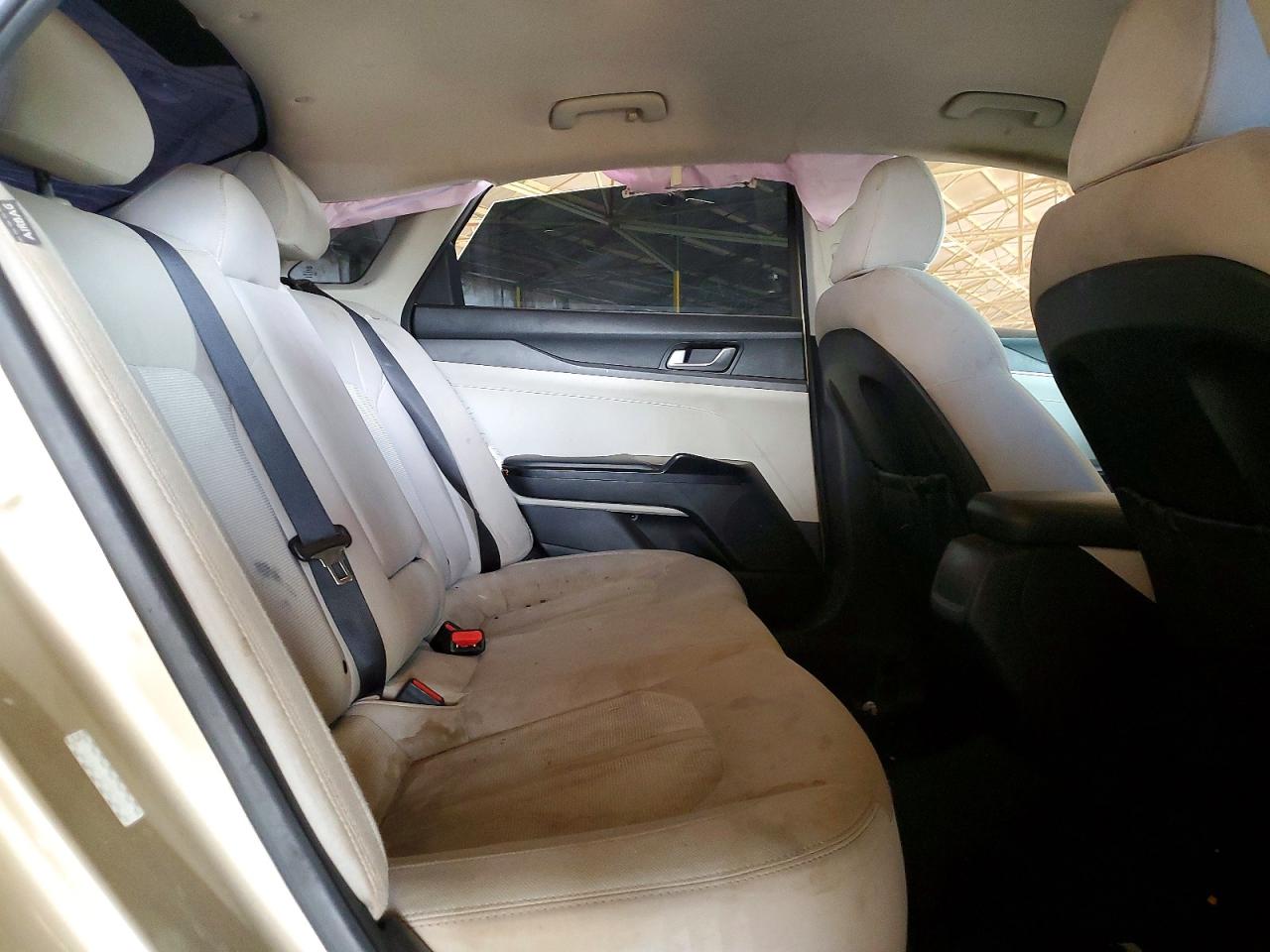 Kia K5 Lxs