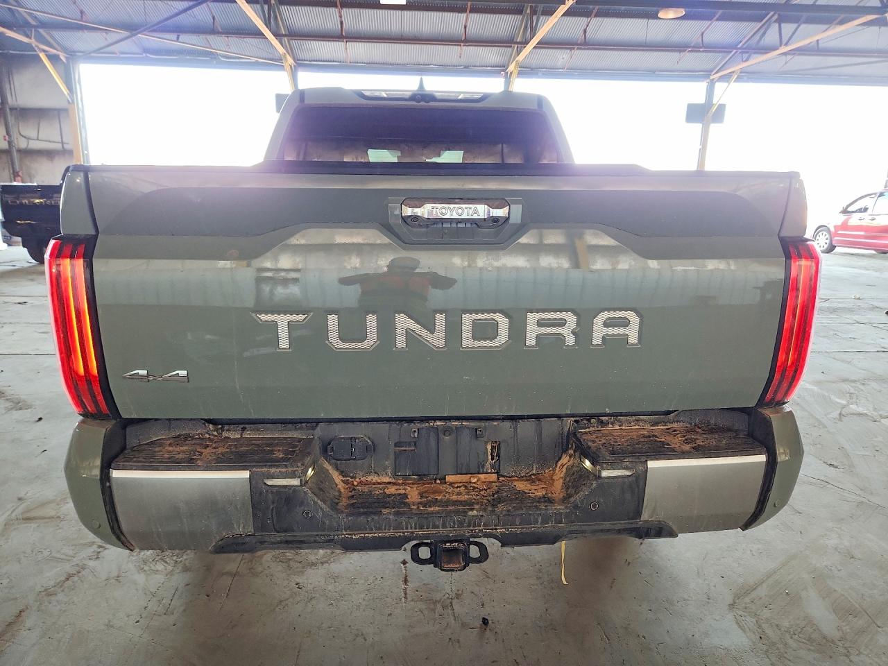 Toyota Tundra Crewmax Limited