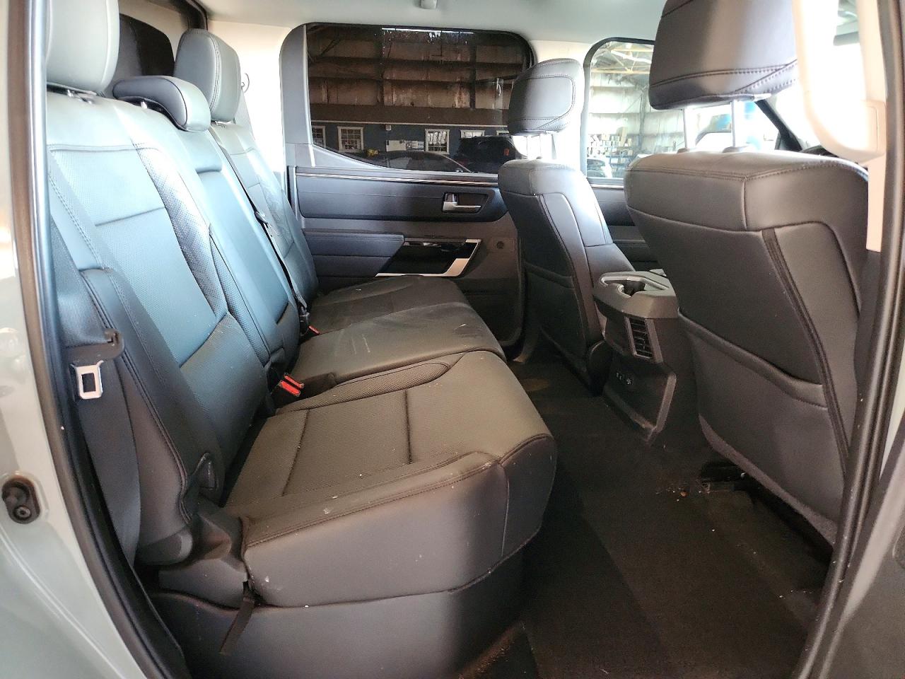 Toyota Tundra Crewmax Limited