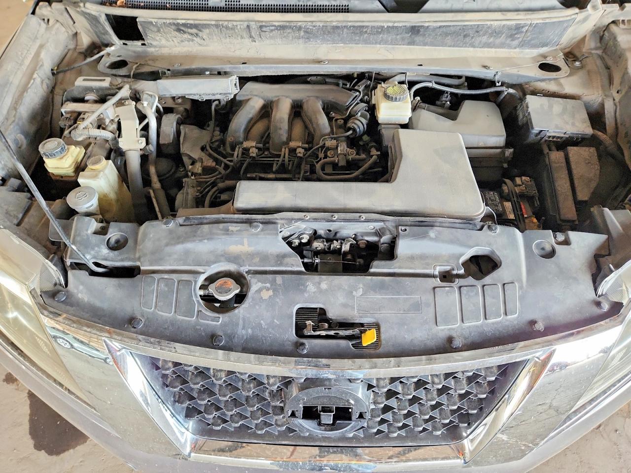 Nissan Pathfinder S