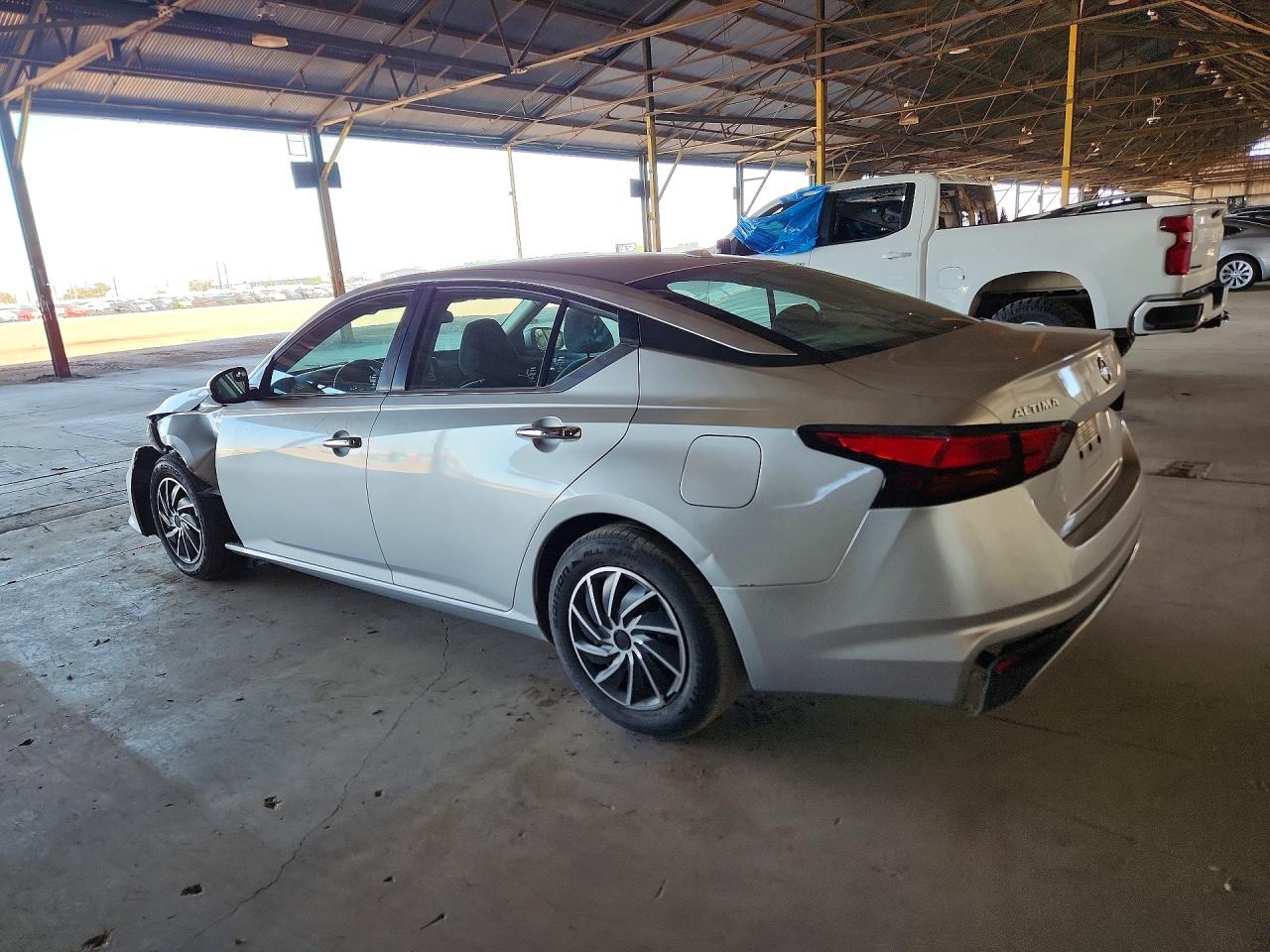 Nissan Altima S