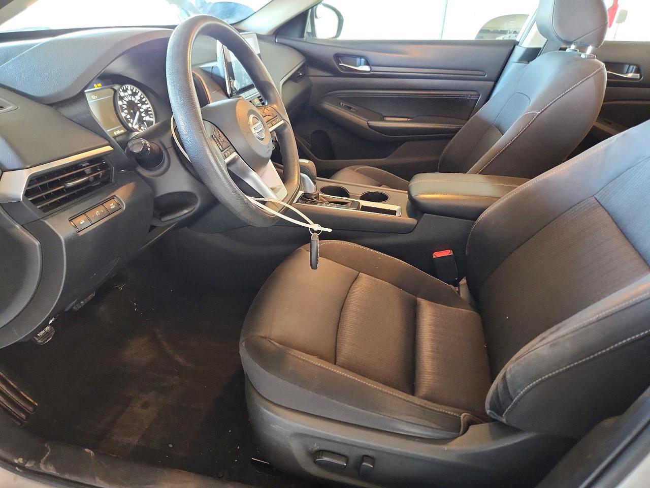 Nissan Altima S
