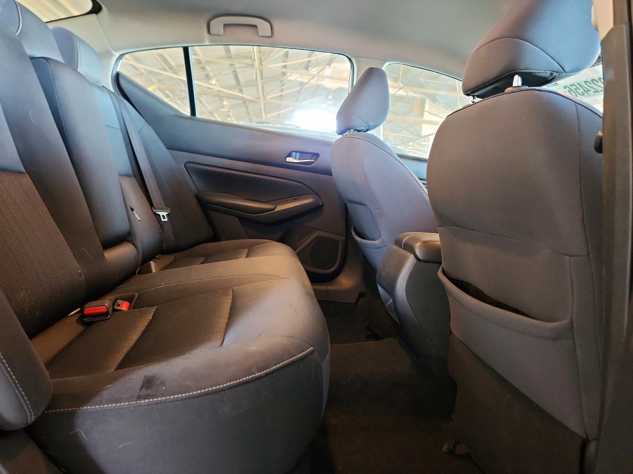 Nissan Altima S