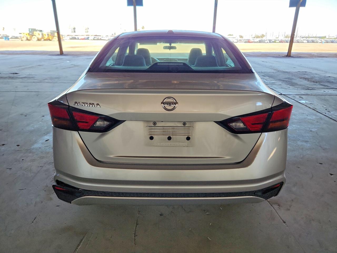 Nissan Altima S