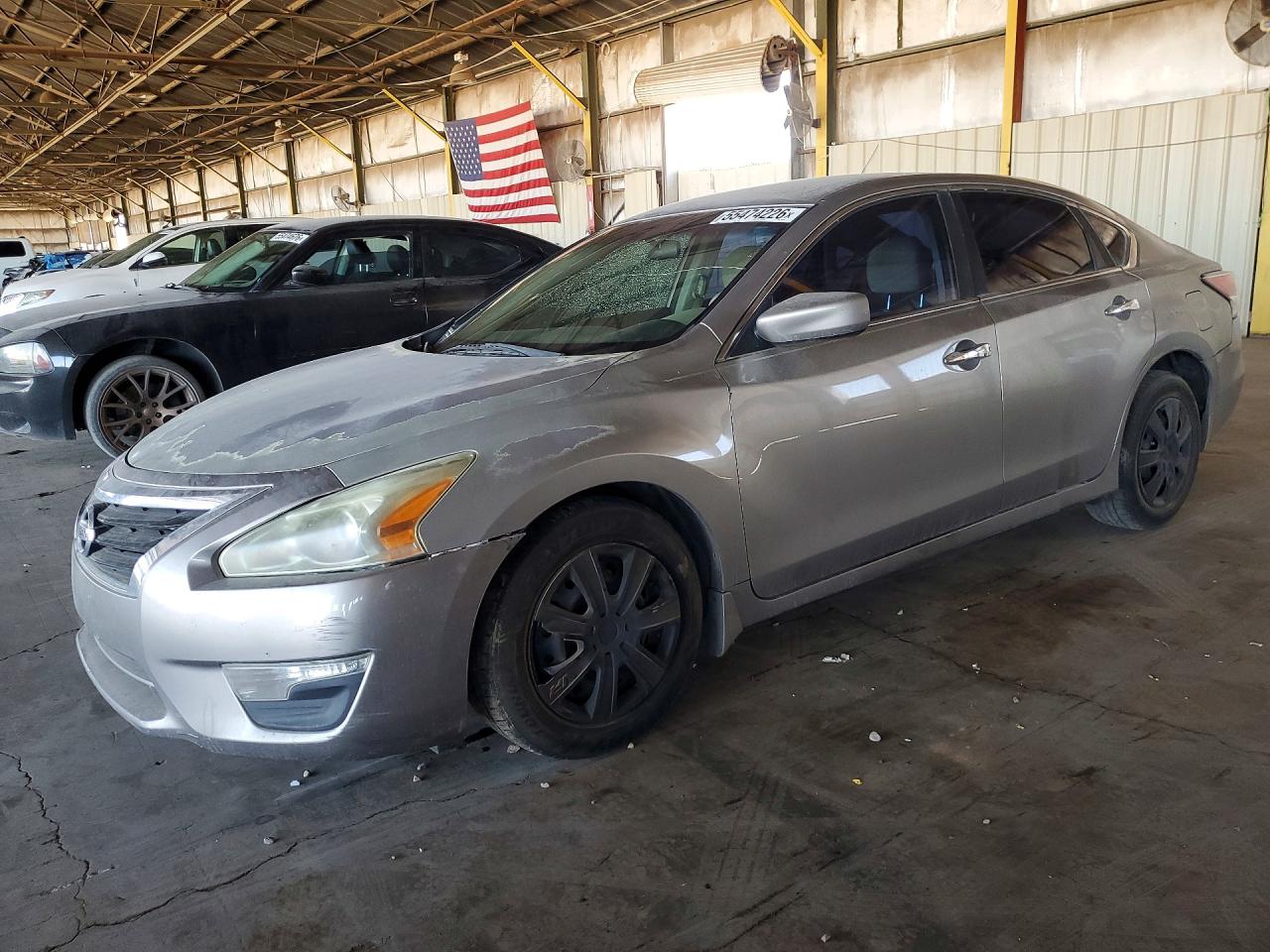 Salvage Nissan Altima Image