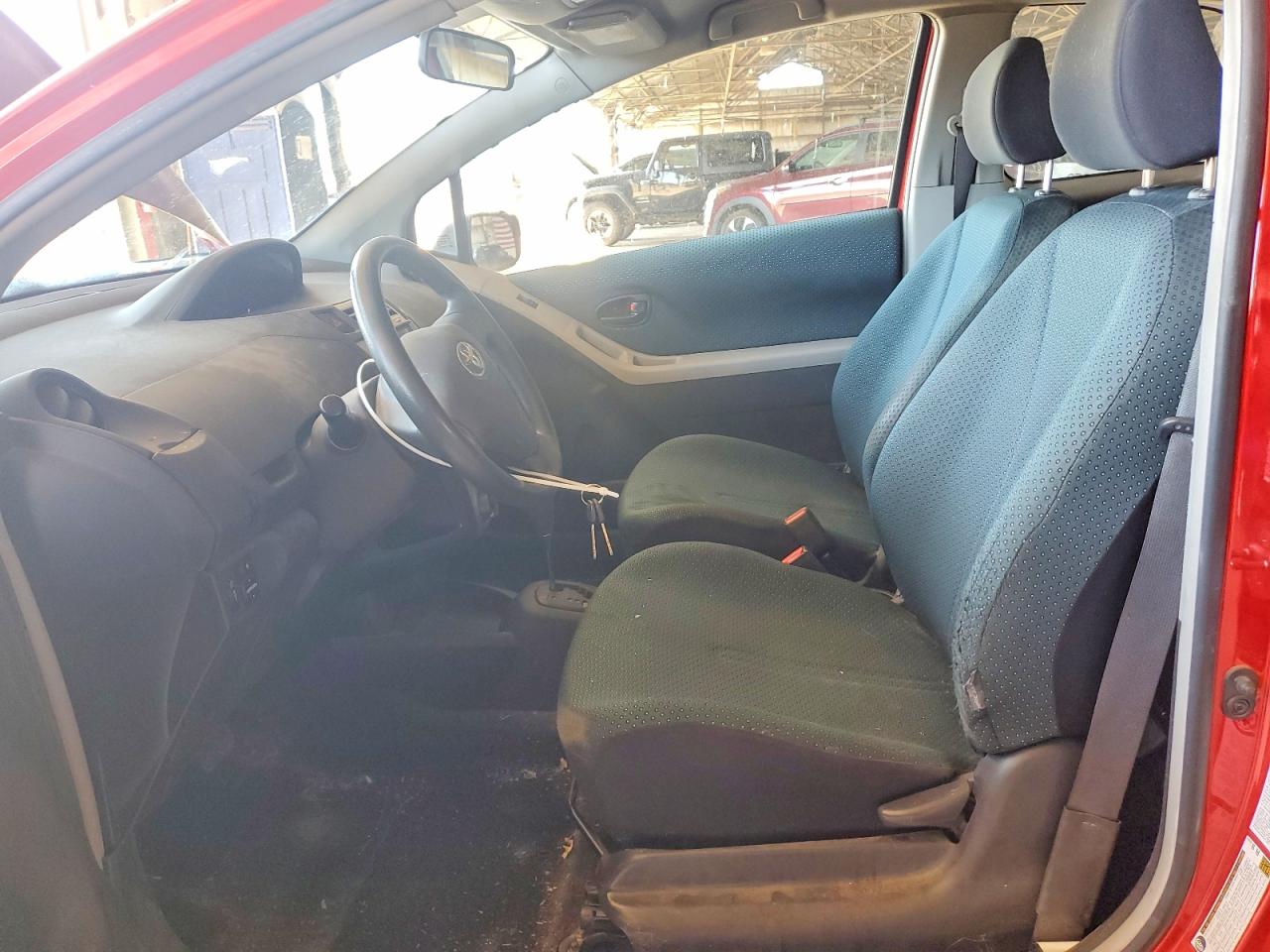 Toyota Yaris Base