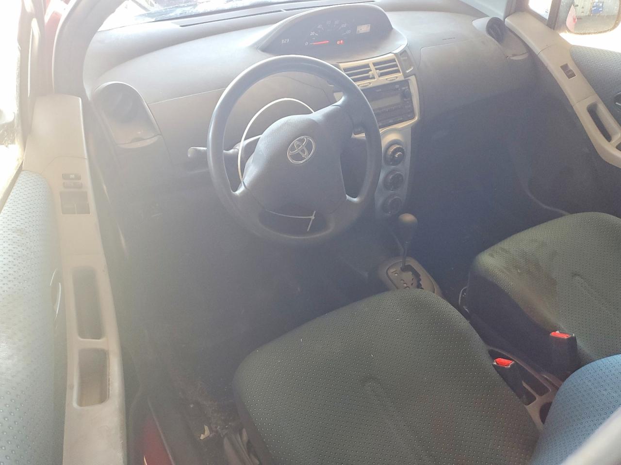 Toyota Yaris Base