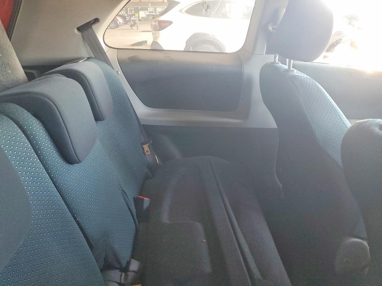 Toyota Yaris Base