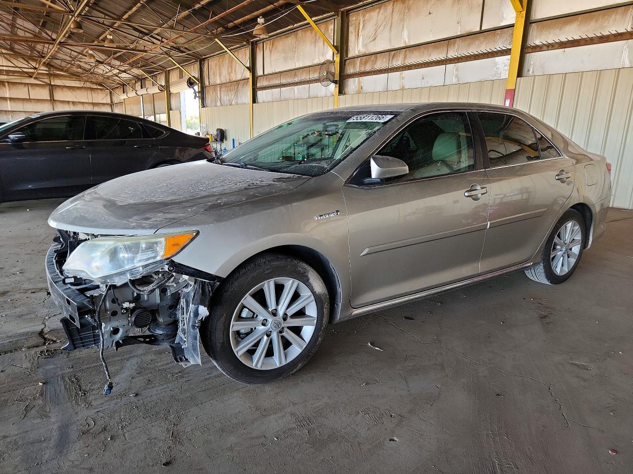 Salvage Toyota Camry Image