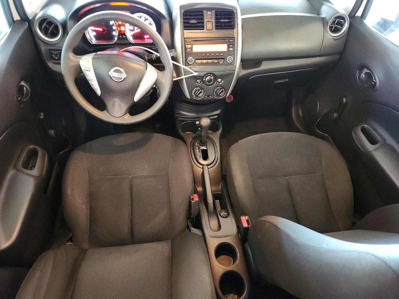 Nissan Versa