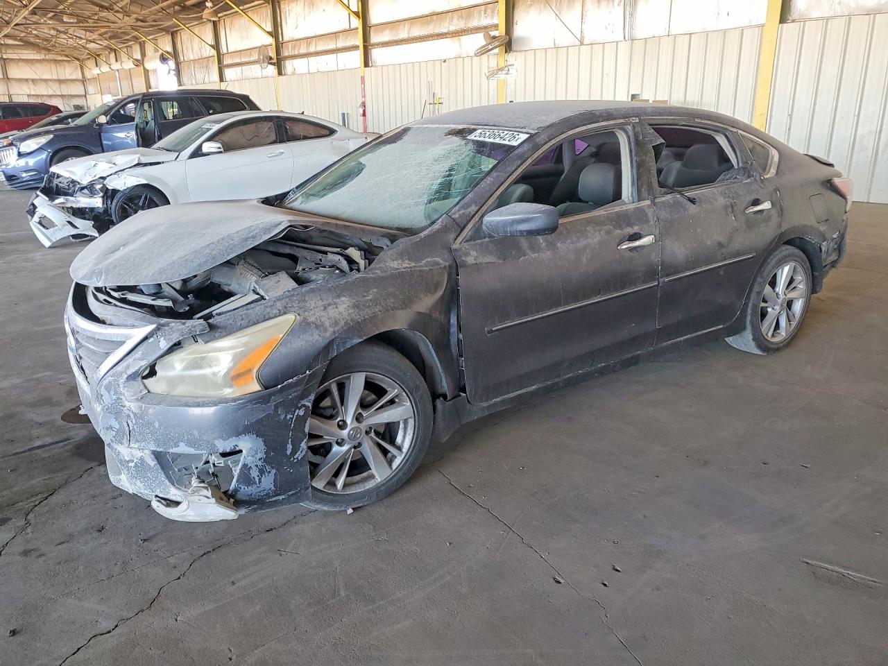 Salvage Nissan Altima Image