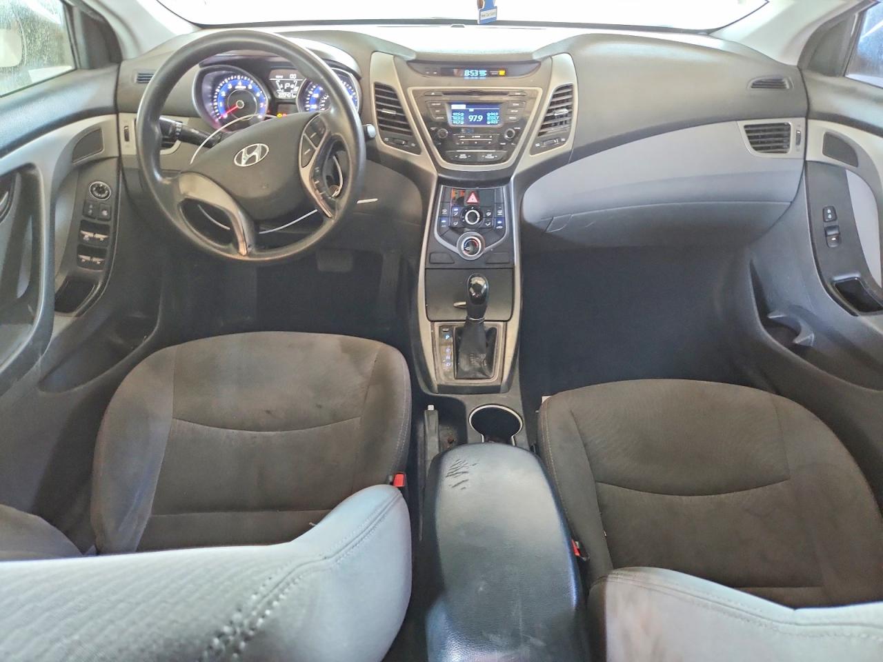Hyundai ELANTRA Se