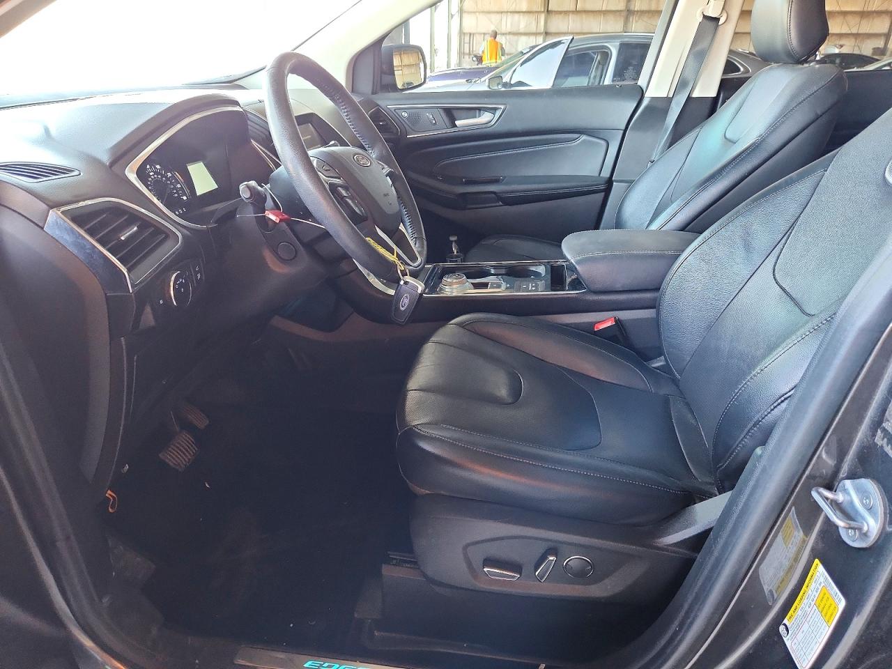 Ford Edge Titanium