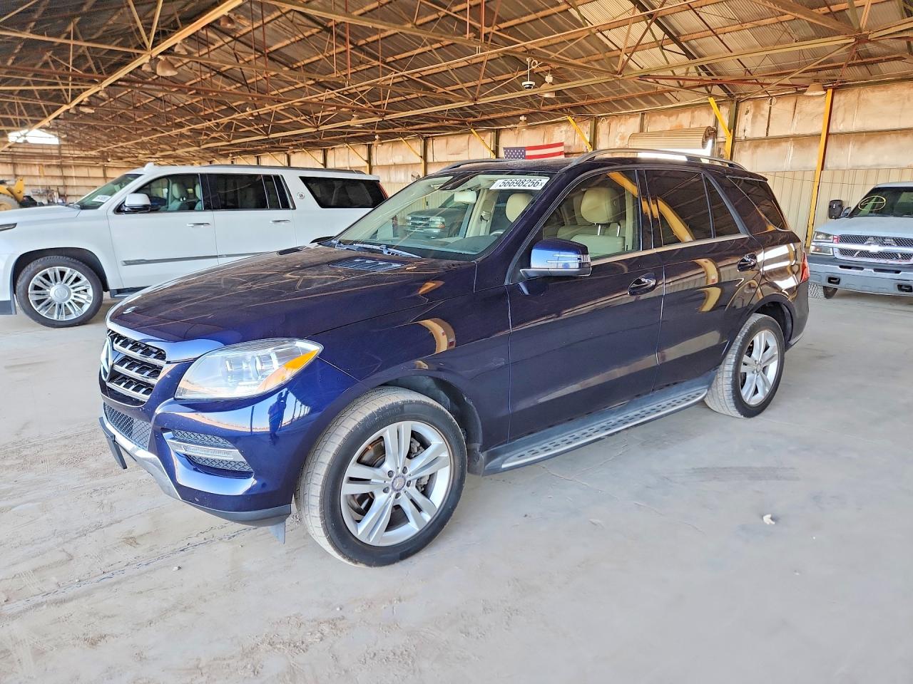 Salvage Mercedes-Benz M-Class Image