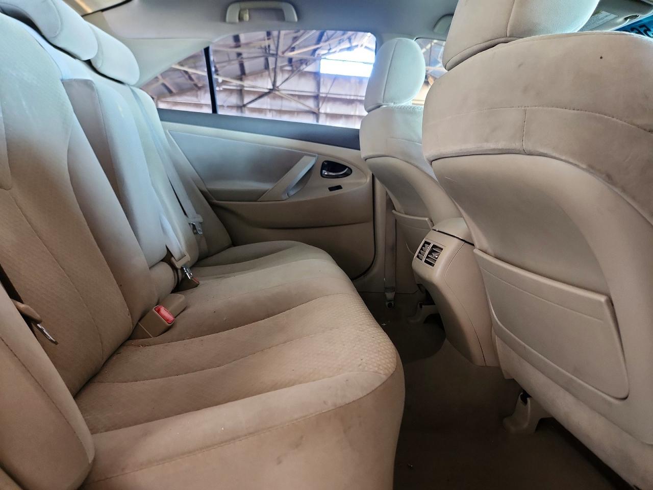 Toyota Camry Hybrid