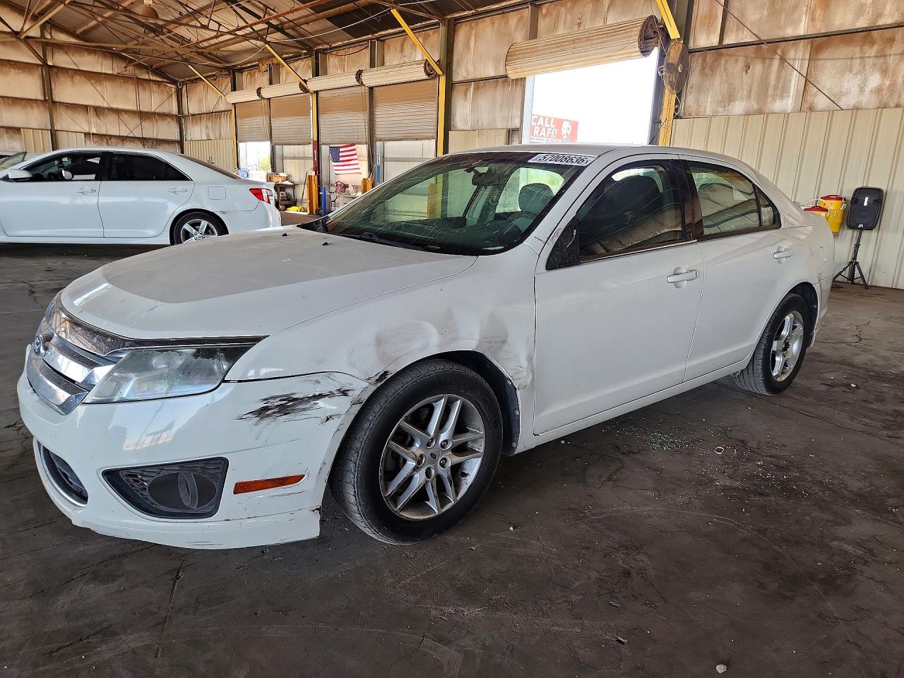 Salvage Ford Fusion Image