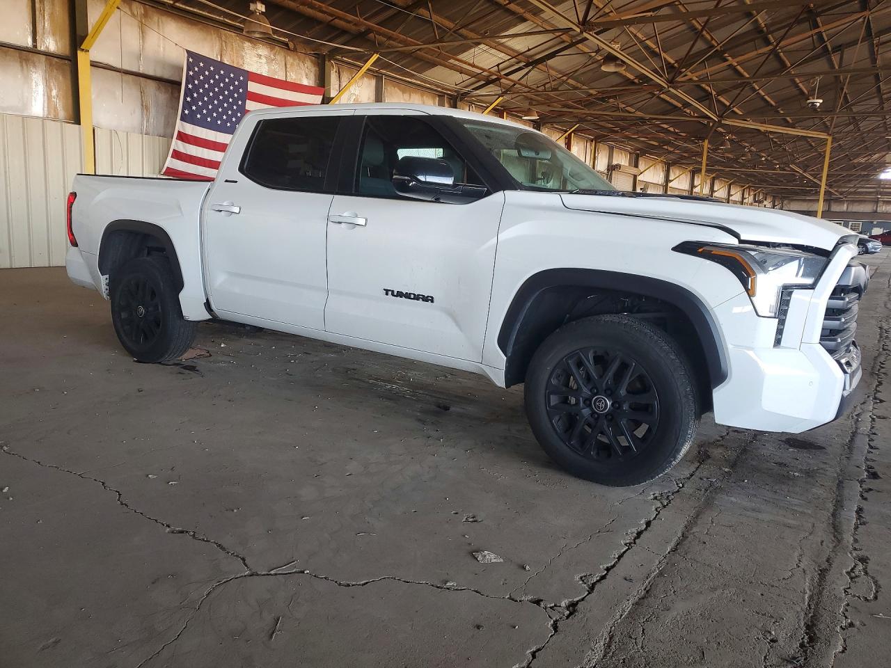 Toyota Tundra Limited Hv