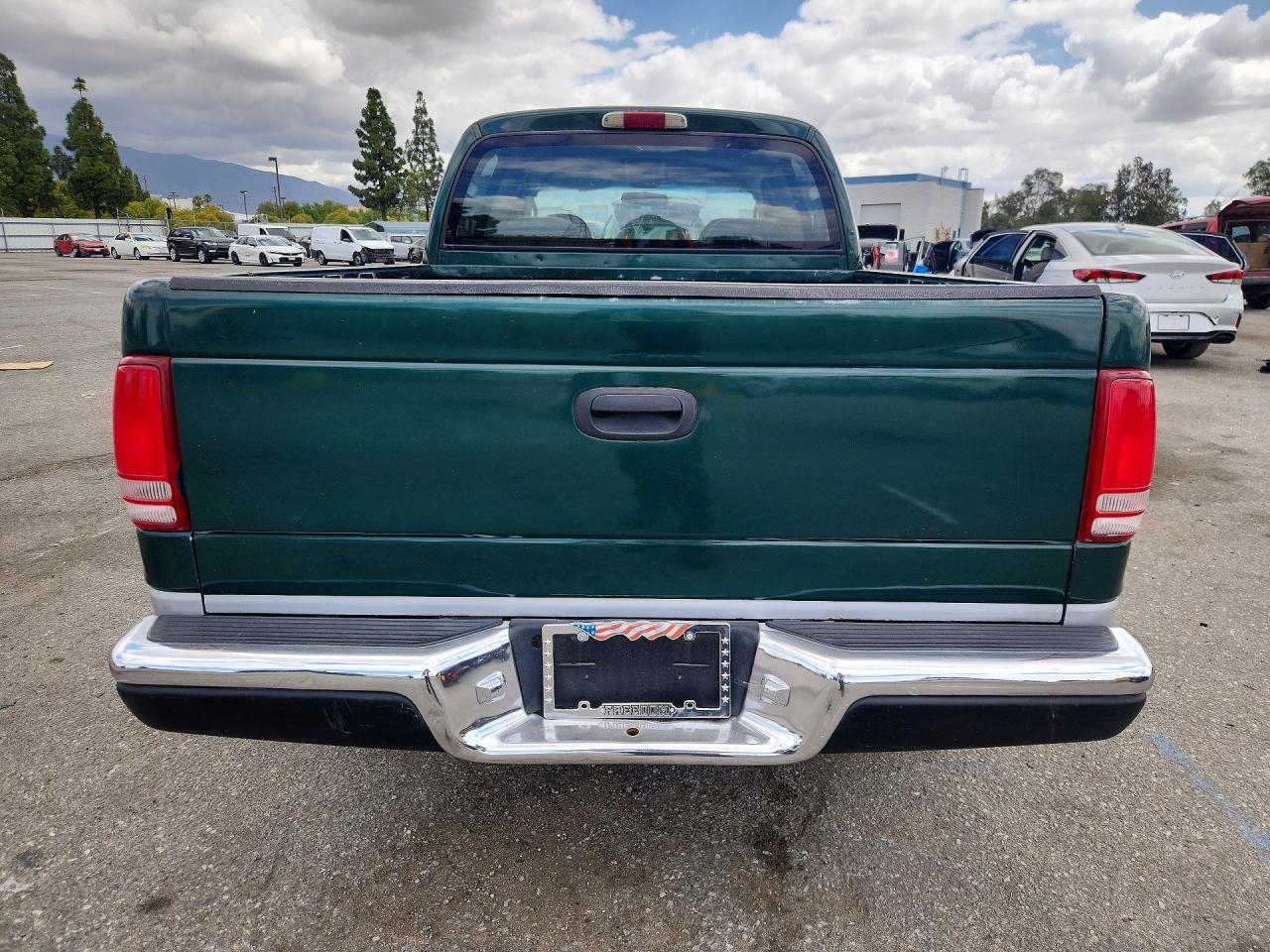 Dodge Dakota Quad
