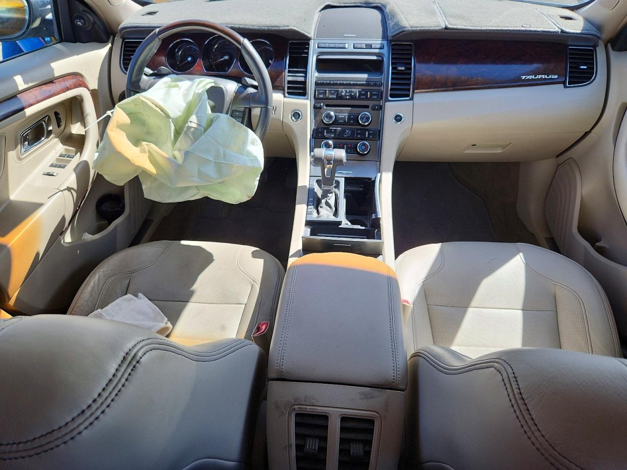 Ford Taurus Limited