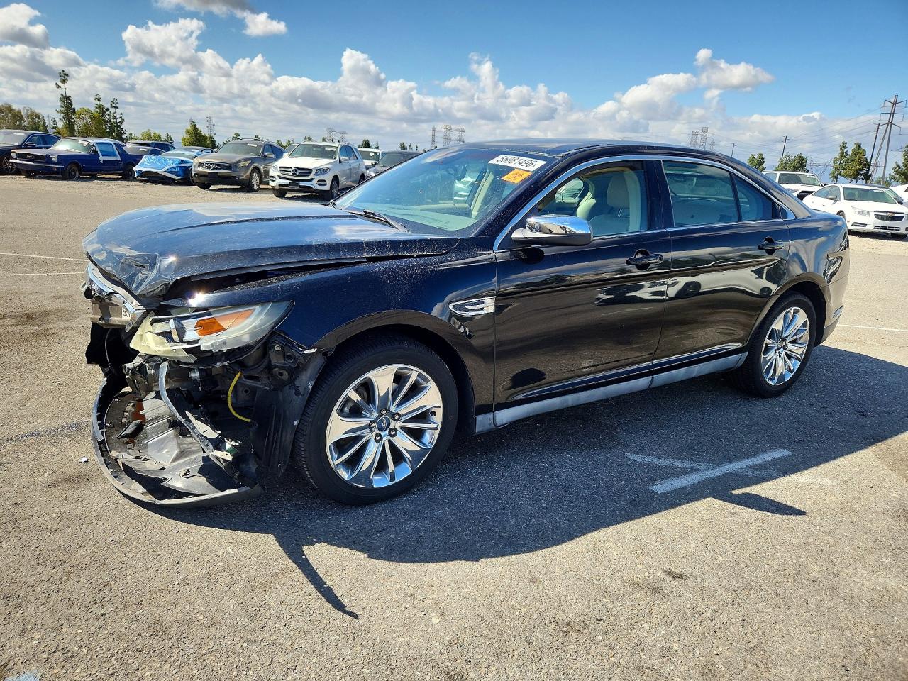 Salvage Ford Taurus Image