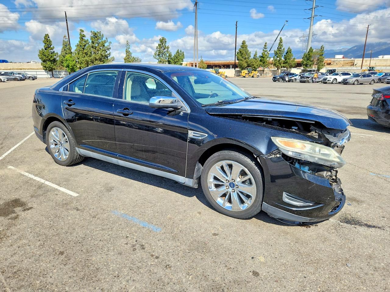 Ford Taurus Limited