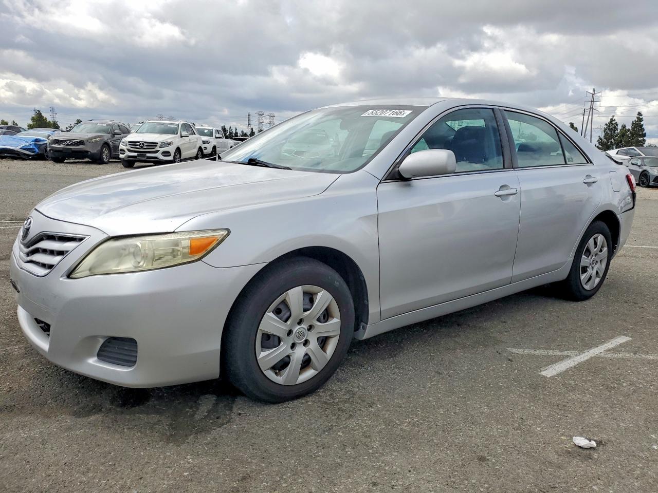 Salvage Toyota Camry Image