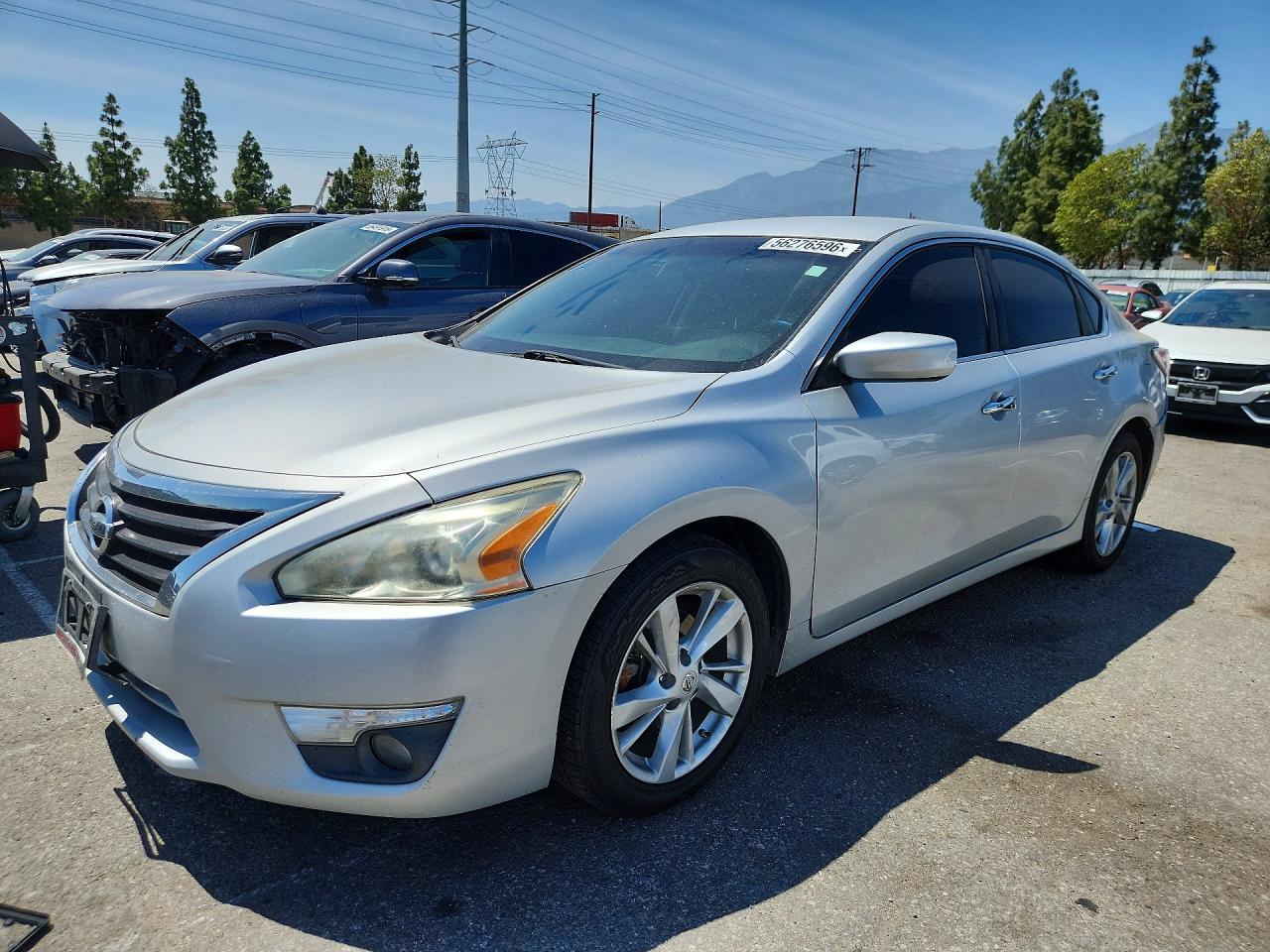 Salvage Nissan Altima Image