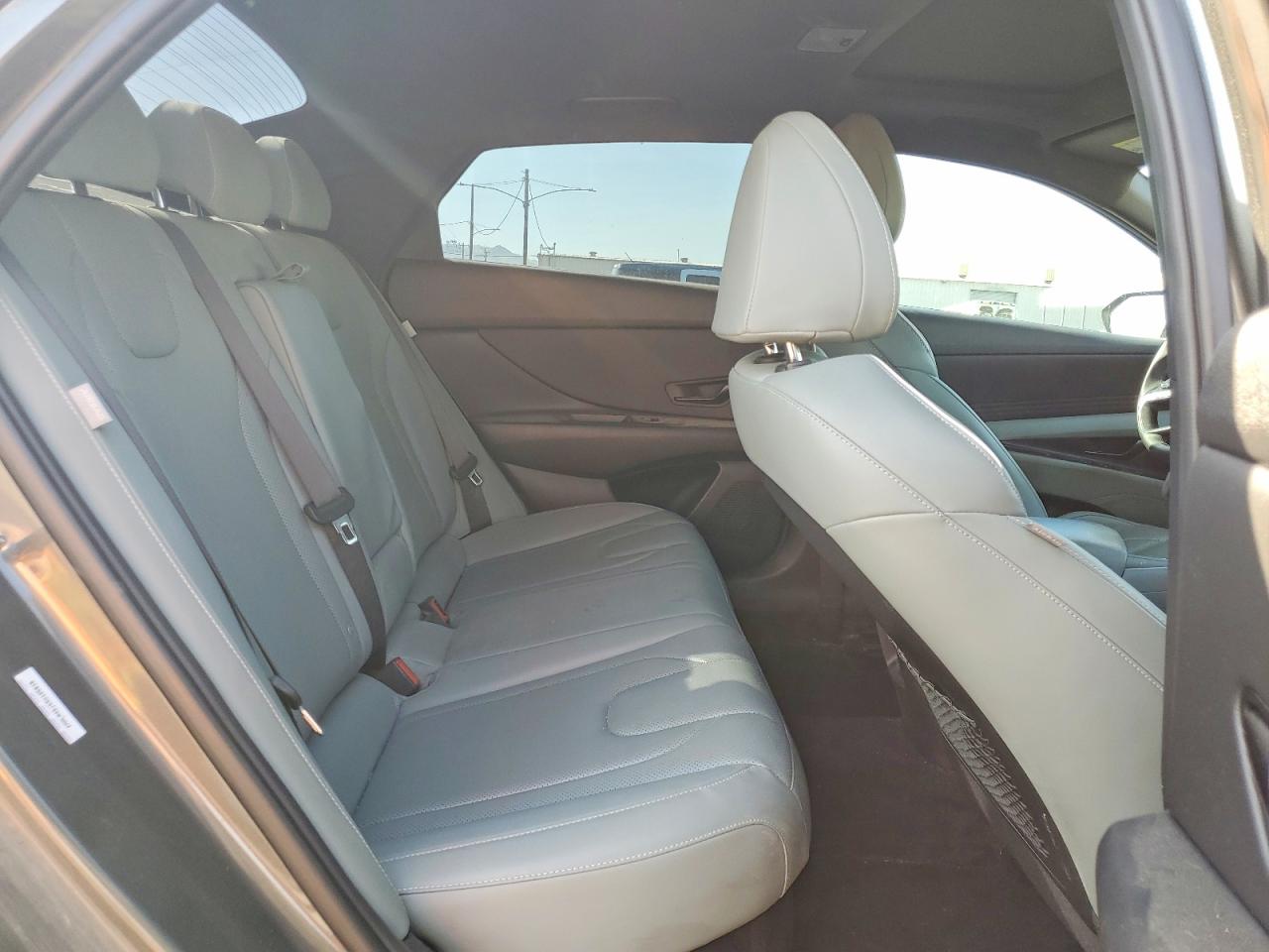 Hyundai ELANTRA Limited