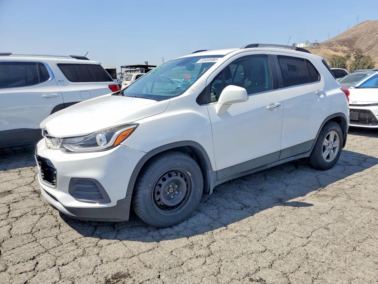 Salvage Chevrolet Trax Image